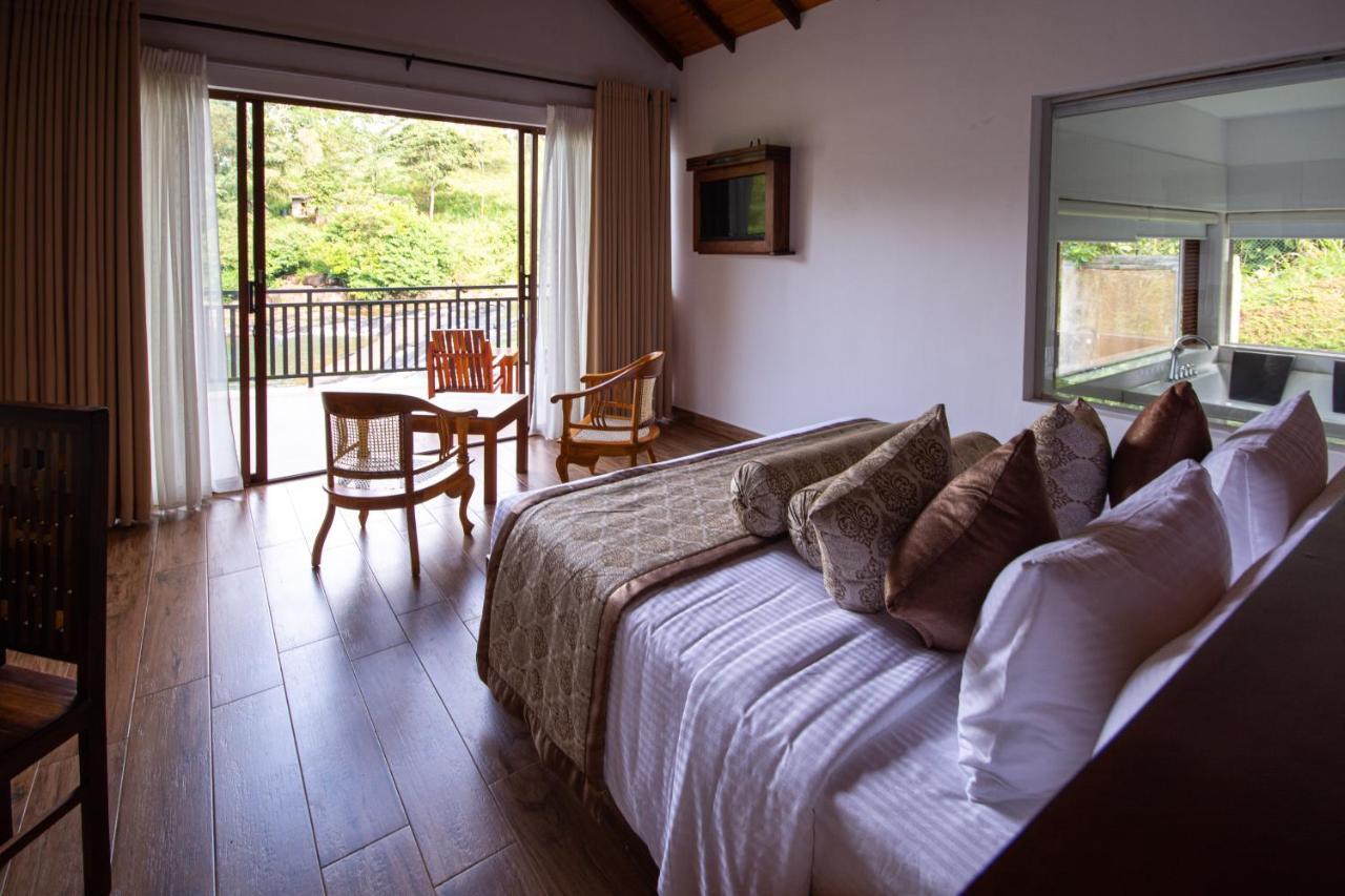 Okwin Resort Kandy Eksteriør billede