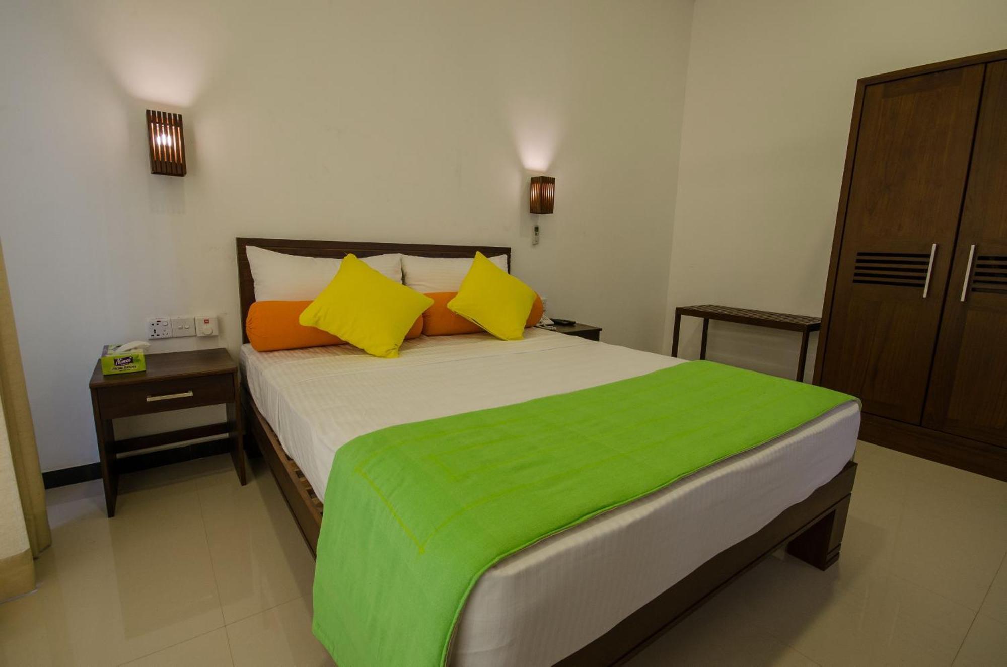 Okwin Resort Kandy Værelse billede