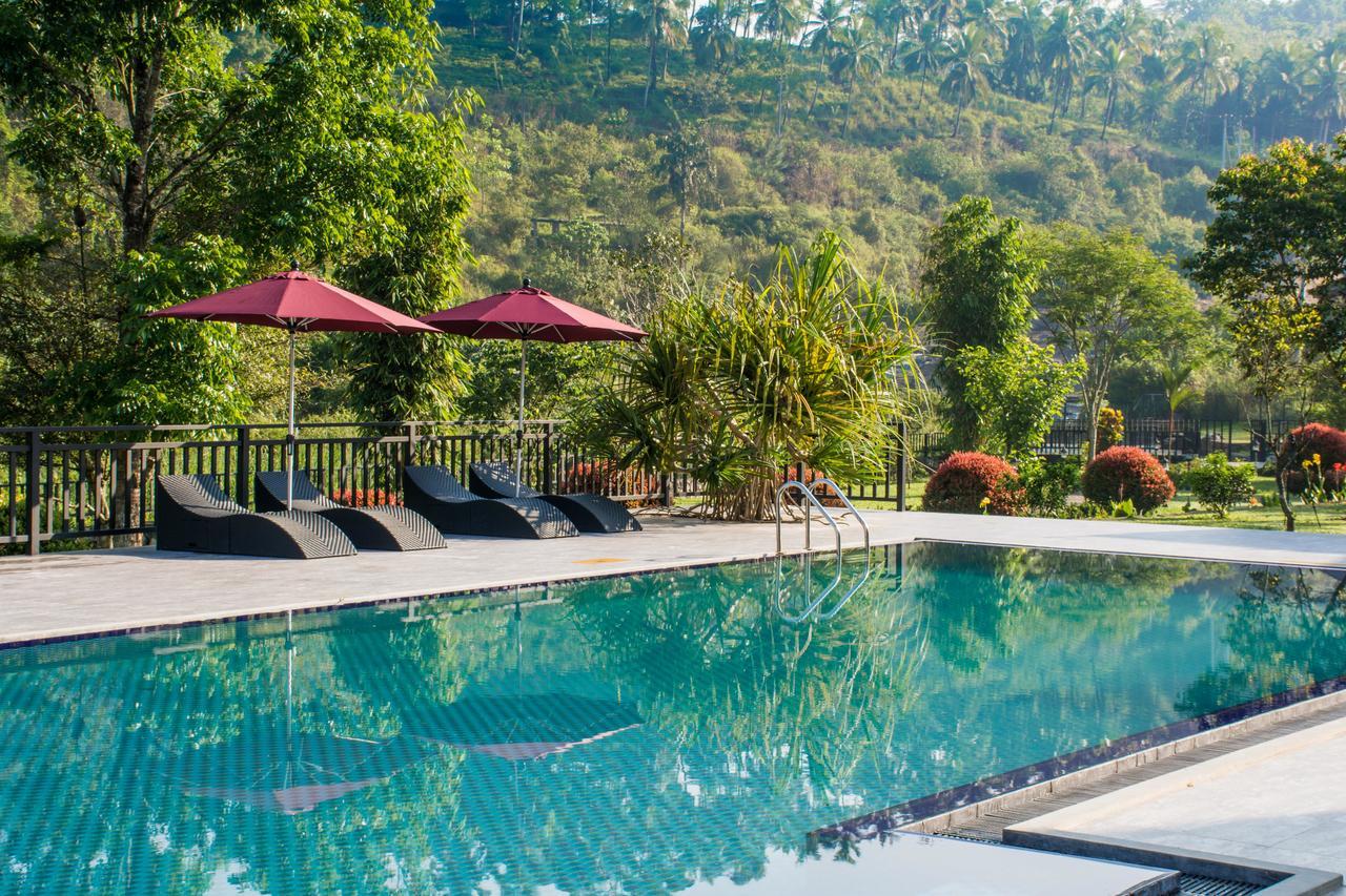Okwin Resort Kandy Eksteriør billede